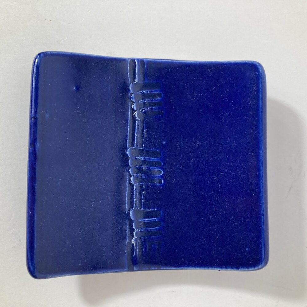SRG Pottery Spoon Rest Trinket Dish Bright Blue 3.5 x 4" Hatch Design